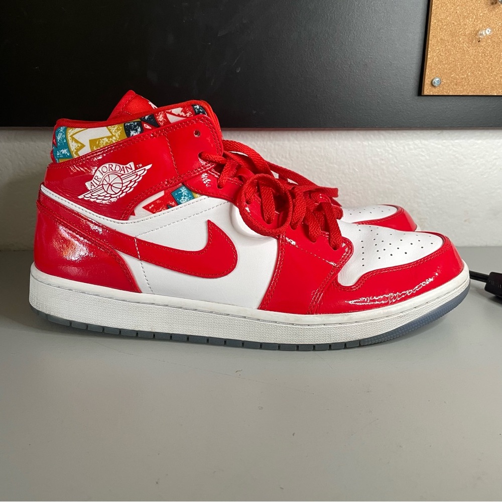 Nike